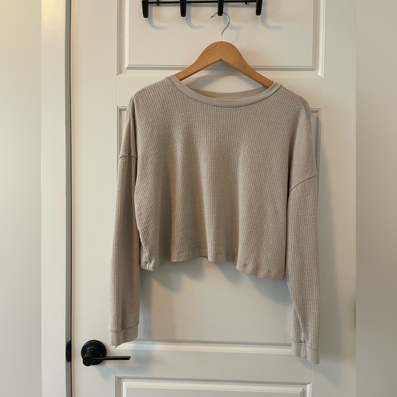 Ardene Ribbed Long-Sleeve Crop Top | Oatmeal | L - Picture 2 of 5